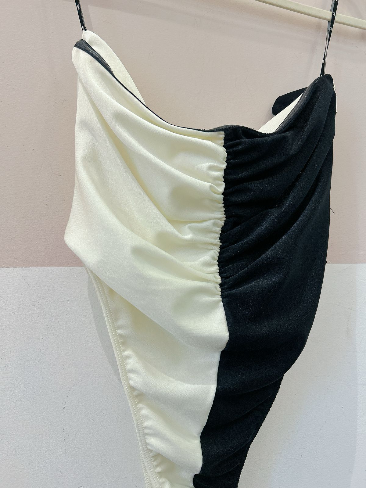 Body p&b NK P